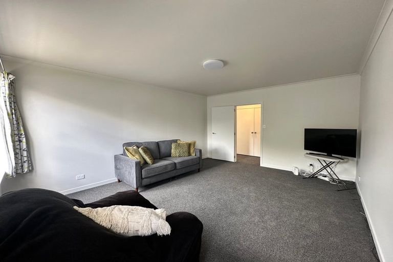 Photo of property in 172 Naenae Road, Naenae, Lower Hutt, 5011