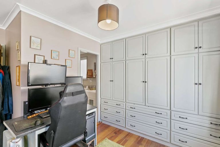 Photo of property in 917 South Head Road, South Head, Helensville, 0874