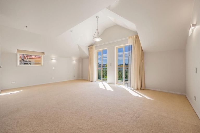 Photo of property in 68 Harbour Village Drive, Gulf Harbour, Whangaparaoa, 0930