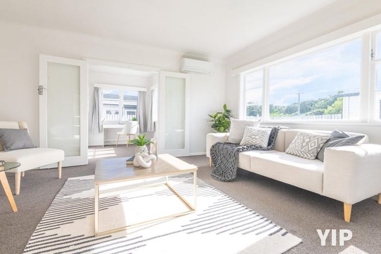 Photo of property in 33 Findlay Street, Tawa, Wellington, 5028