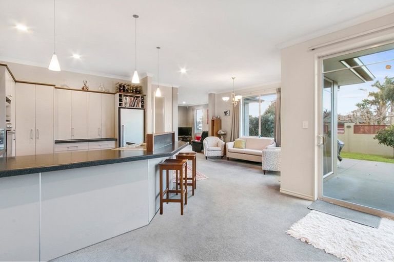 Photo of property in 2 Longmynd Drive, Katikati, 3129