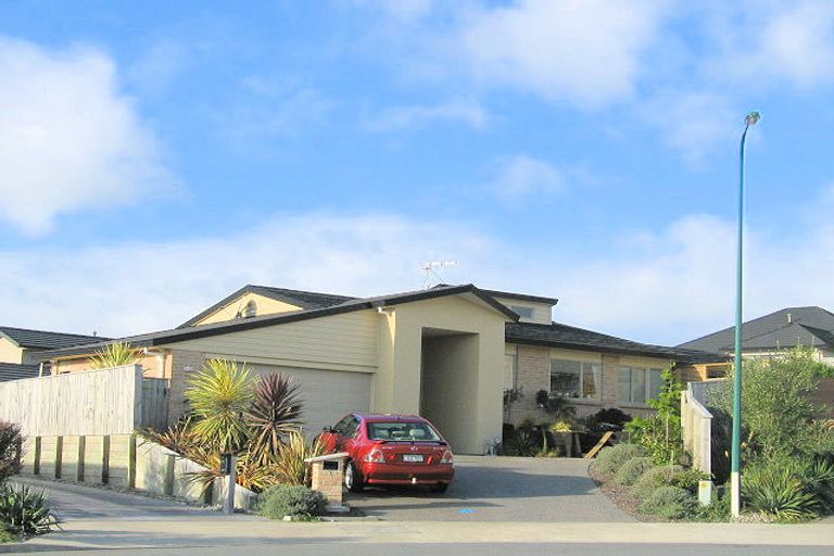 Photo of property in 7 Cadastral Court, Paraparaumu, 5032
