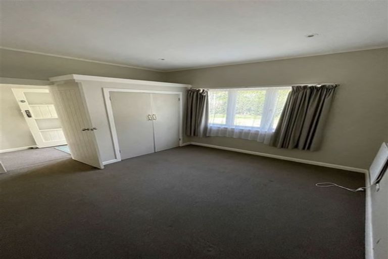 Photo of property in 1 Weranui Road, Waiwera, Orewa, 0994
