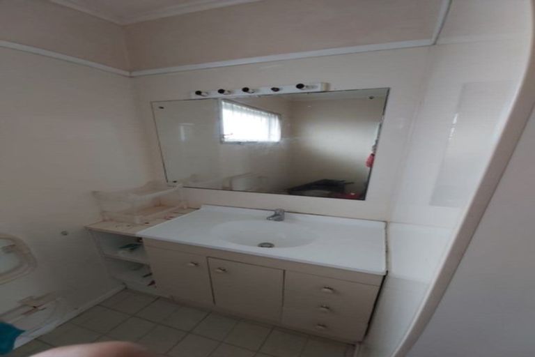 Photo of property in 85 Bruce Road, Glenfield, Auckland, 0629