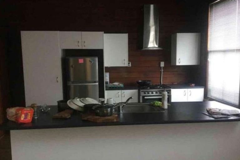 Photo of property in 801 Heretaunga Street East, Akina, Hastings, 4122