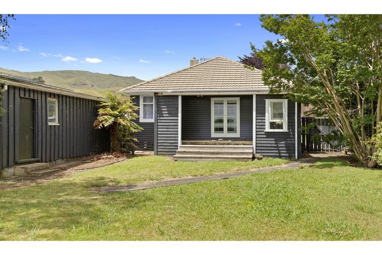Photo of property in 96 Thames Road, Paeroa, 3600