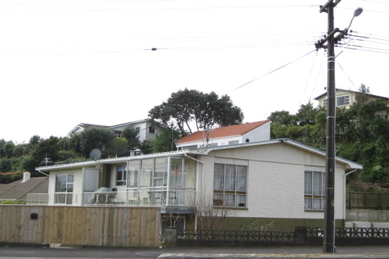 Photo of property in 1/390 Saint Aubyn, Moturoa, New Plymouth, 4310