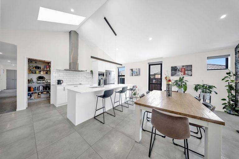 Photo of property in 63 Te Paea Avenue, Paerata, 2124