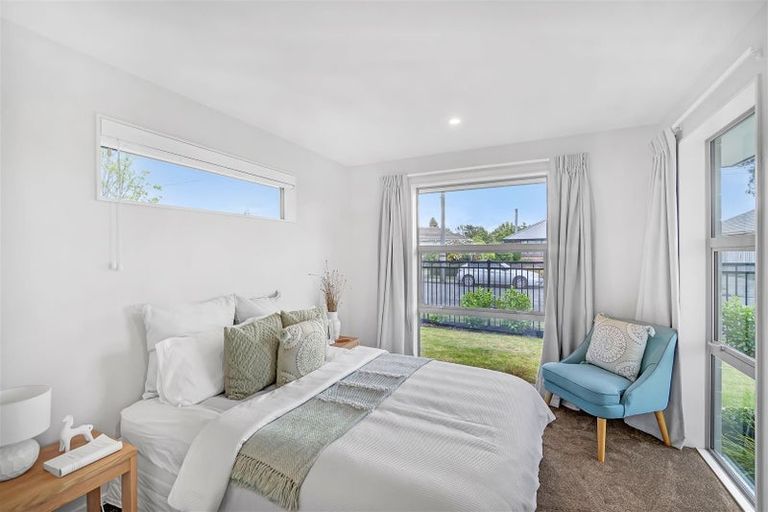 Photo of property in 9/3 Nyoli Street, Northcote, Christchurch, 8052