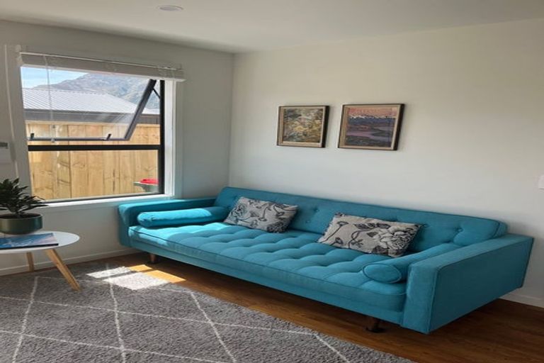 Photo of property in 9 Collie Road, Jacks Point, 9371