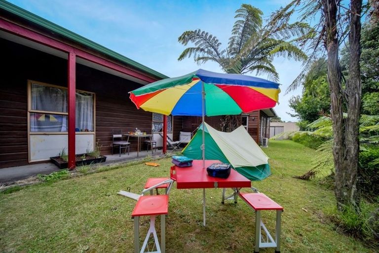 Photo of property in 3/2a Julian Place, Westown, New Plymouth, 4310