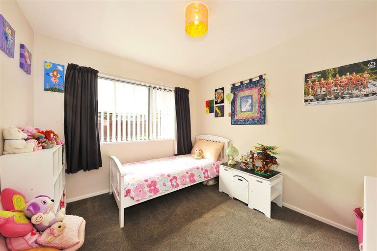 Photo of property in 1/117 Gilberthorpes Road, Hei Hei, Christchurch, 8042