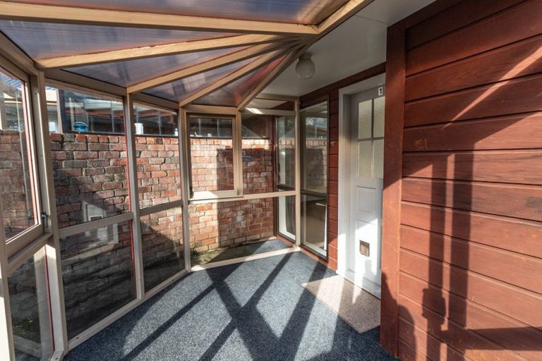 Photo of property in 28a Farm Road, Northland, Wellington, 6012