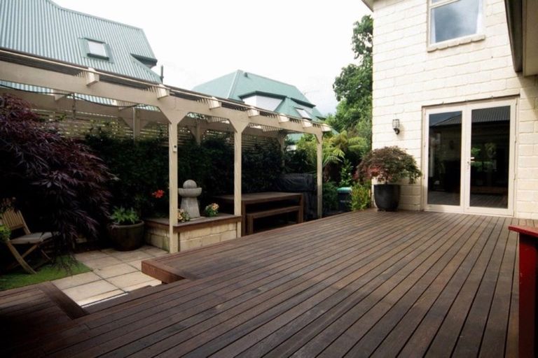 Photo of property in 135 Deans Avenue, Riccarton, Christchurch, 8011