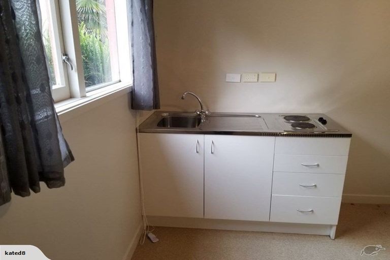 Photo of property in 118 Bethells Road, Waitakere, Henderson, 0781