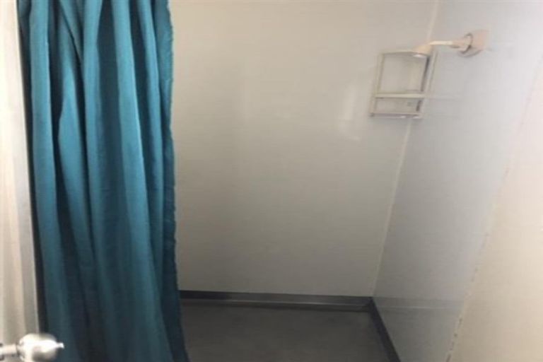 Photo of property in 1/6a Waterview Road, Favona, Auckland, 2024