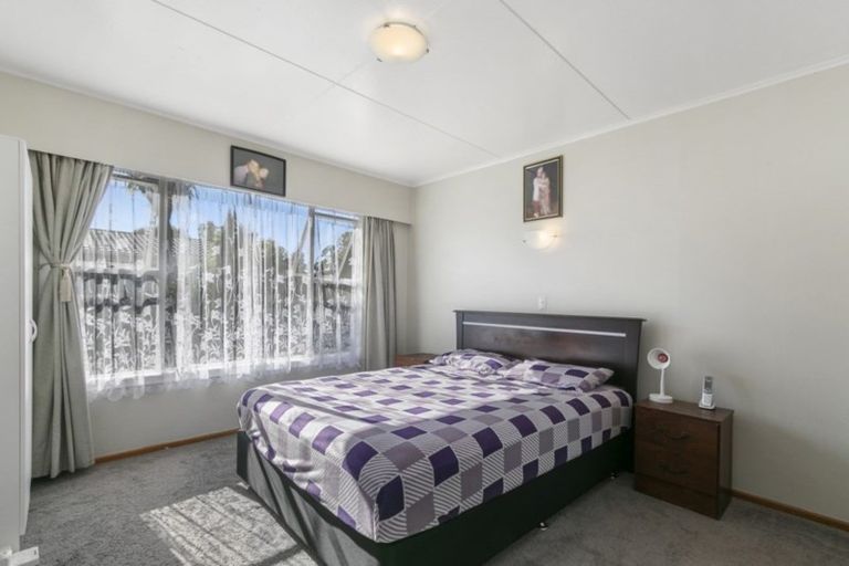 Photo of property in 14a Percy Cameron Street, Avalon, Lower Hutt, 5011