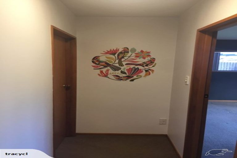 Photo of property in 10 Sunbeam Place, Halswell, Christchurch, 8025