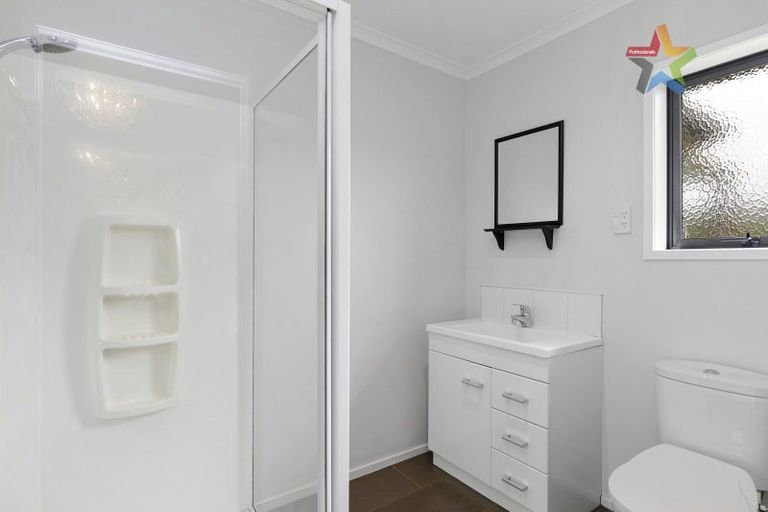 Photo of property in 38 Kirton Drive, Riverstone Terraces, Upper Hutt, 5018