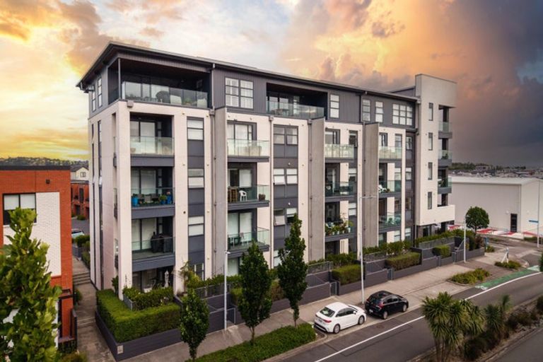 Photo of property in 103/2 Onekiritea Road, Hobsonville, Auckland, 0616