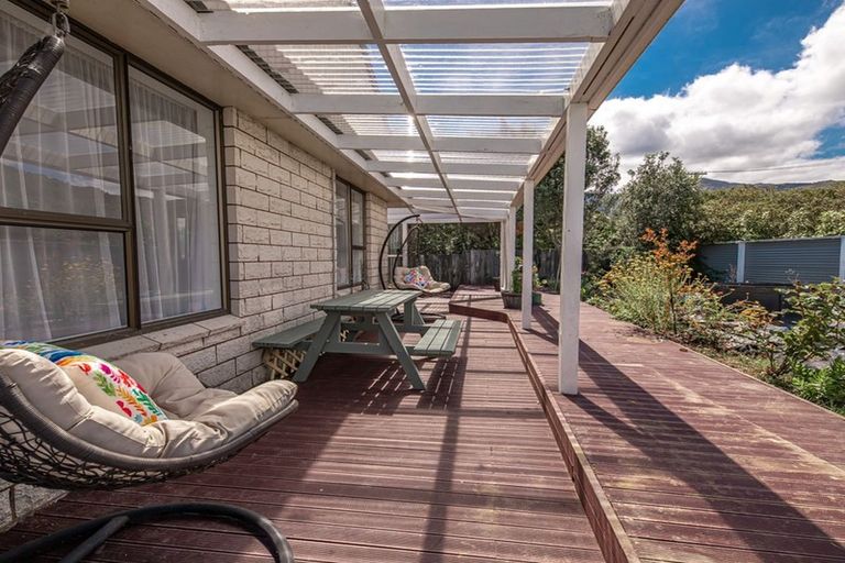 Photo of property in 5 Hawes Street, Waimangaroa, Westport, 7891