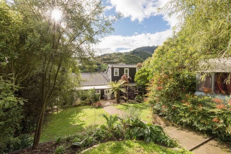 Photo of property in 12 Naumai Street, Atawhai, Nelson, 7010