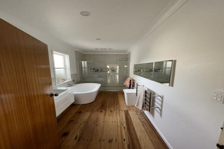 Photo of property in 37b Kenya Street, Ngaio, Wellington, 6035