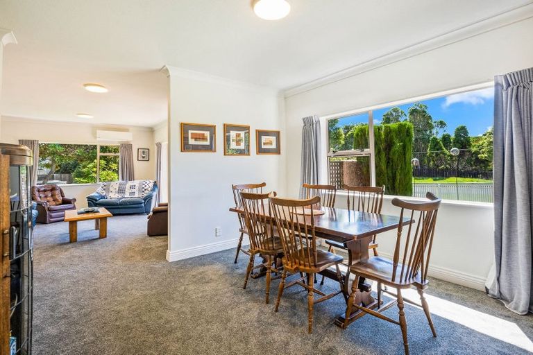 Photo of property in 214 Te Moana Road, Waikanae, 5036
