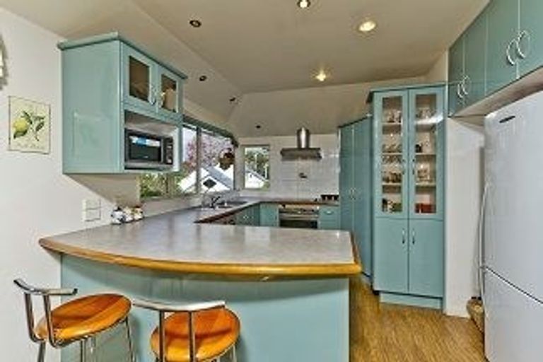 Photo of property in 1/15 Seine Road, Forrest Hill, Auckland, 0620