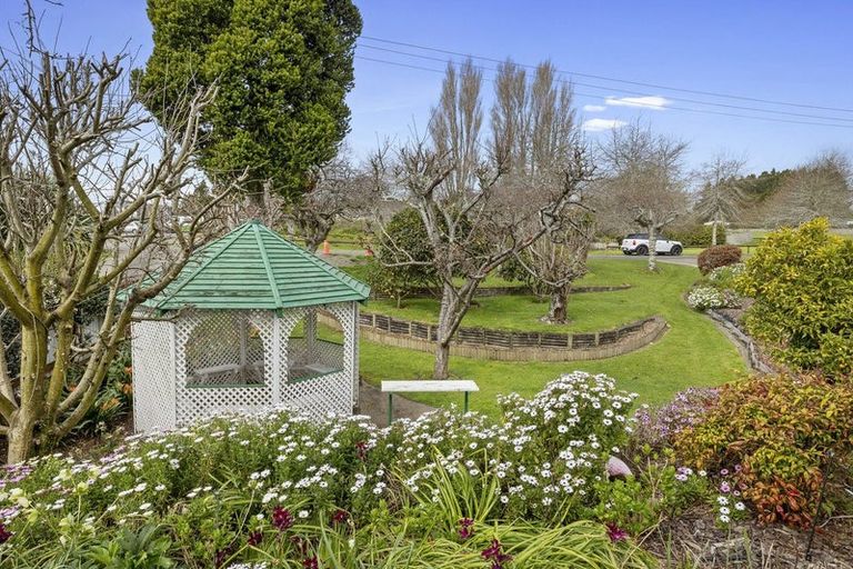 Photo of property in 5 Whakapaki Street, Urenui, 4375