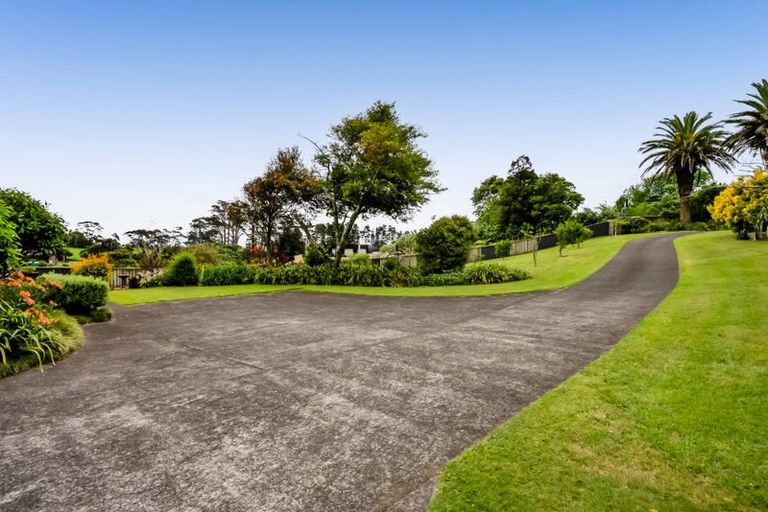Photo of property in 218 Henwood Road, Paraite, New Plymouth, 4372
