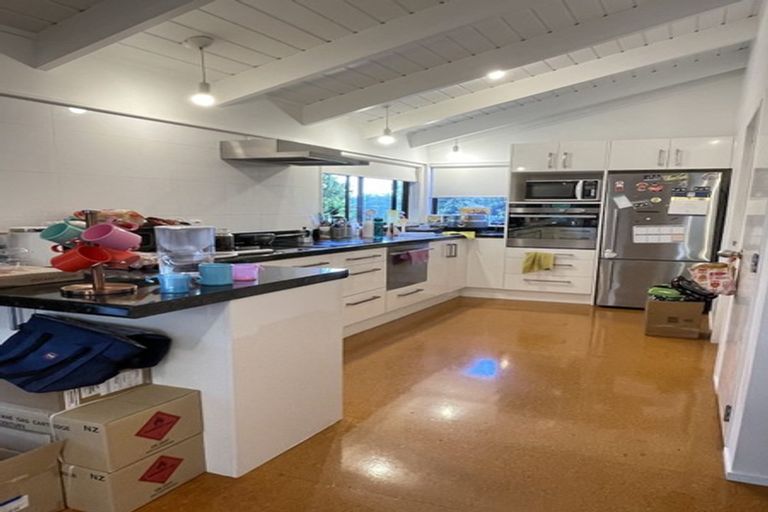 Photo of property in 1/1 Mayfair Crescent, Mairangi Bay, Auckland, 0630