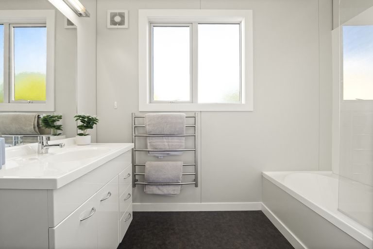 Photo of property in 64 Mckerrow Street, Shiel Hill, Dunedin, 9013