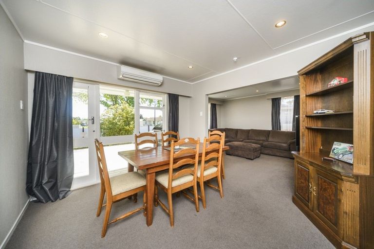 Photo of property in 19 Clarke Avenue, Highbury, Palmerston North, 4412