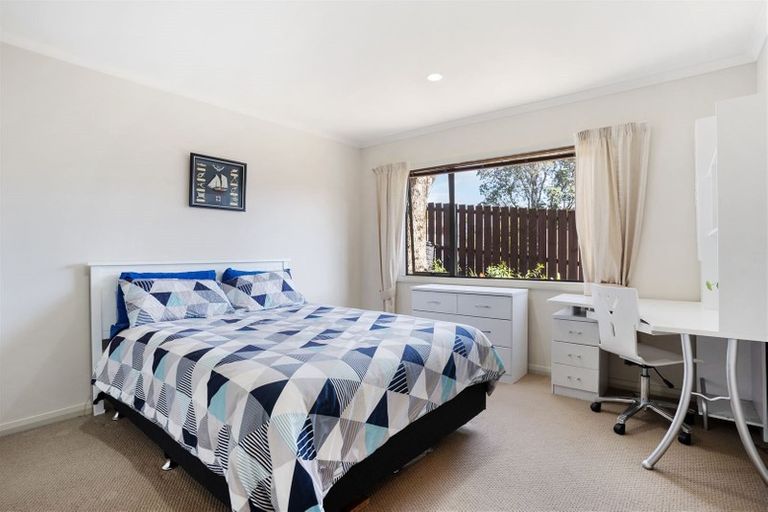 Photo of property in 14a Gibraltar Street, Howick, Auckland, 2014