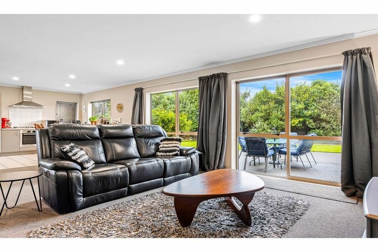 Photo of property in 1 Kandinsky Close, Rolleston, 7614