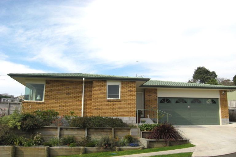 Photo of property in 3 Renown Place, Spotswood, New Plymouth, 4310