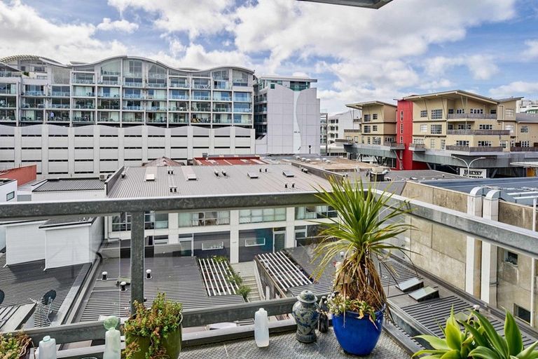 Photo of property in Sol Apartments, 12/37 Jessie Street, Te Aro, Wellington, 6011