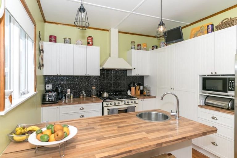 Photo of property in 25 Flynn Road, Hillcrest, Hamilton, 3216