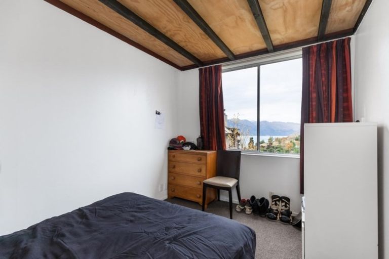 Photo of property in 18 Lochy Road, Fernhill, Queenstown, 9300