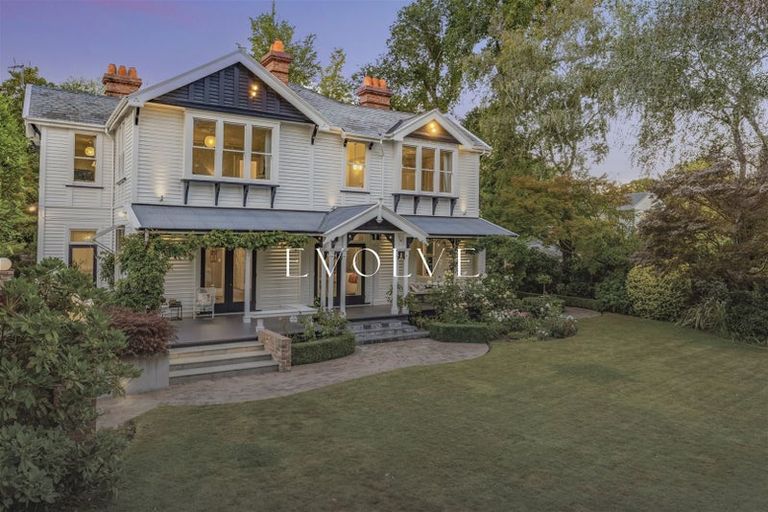 Photo of property in Chilcombe Homestead, 4 Medbury Terrace, Fendalton, Christchurch, 8041