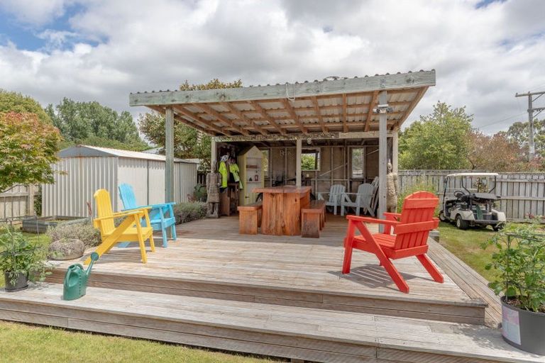 Photo of property in 2 Maclaren Street, Maymorn, Upper Hutt, 5018