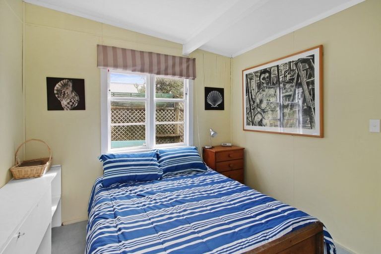 Photo of property in 71 Rua Avenue, Waitarere Beach, Levin, 5510