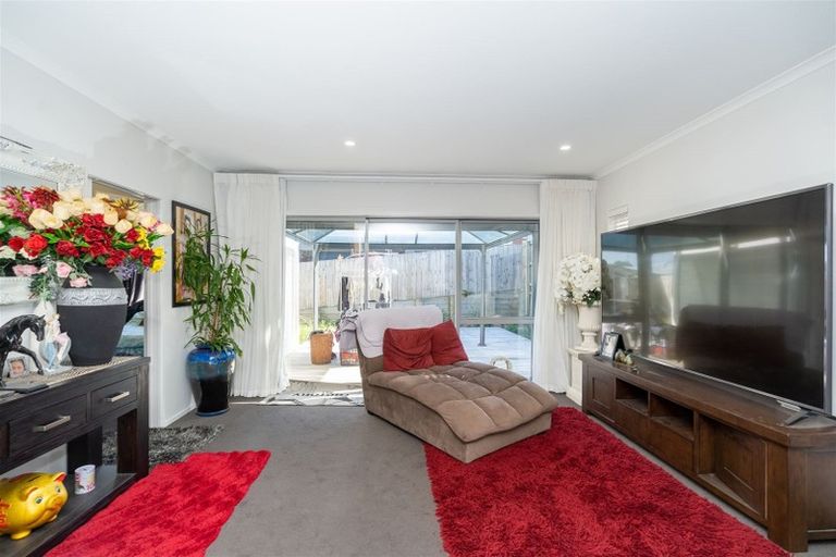 Photo of property in 6 Springside Court, Huntington, Hamilton, 3210