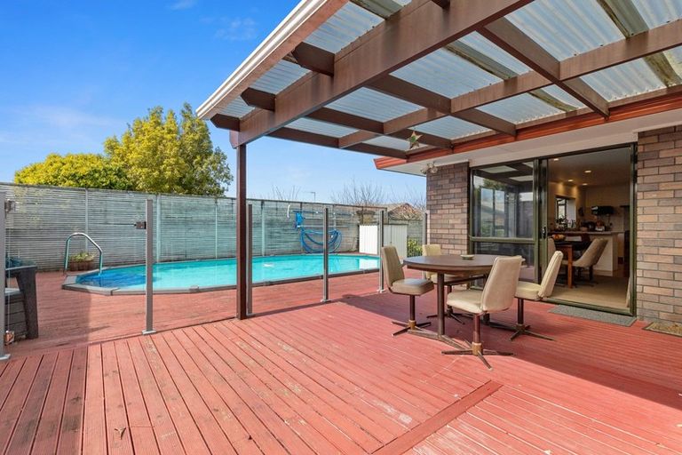 Photo of property in 27 Halcione Close, Flagstaff, Hamilton, 3210