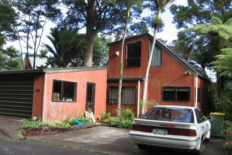 Photo of property in 6 Valley View Road, Titirangi, Auckland, 0604