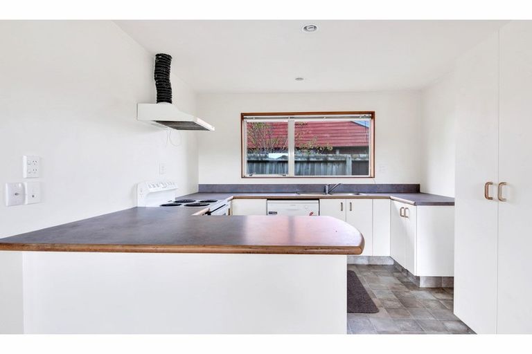 Photo of property in 23 Seascape Gardens, Bromley, Christchurch, 8062