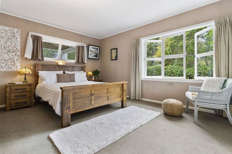 Photo of property in 2/43a Stanley Point Road, Stanley Point, Auckland, 0624