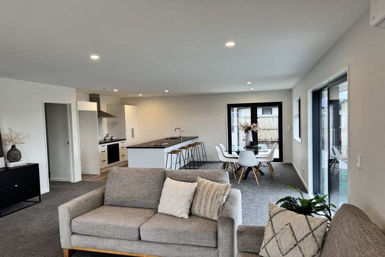 Photo of property in 24 Paradise Way, Halswell, Christchurch, 8025