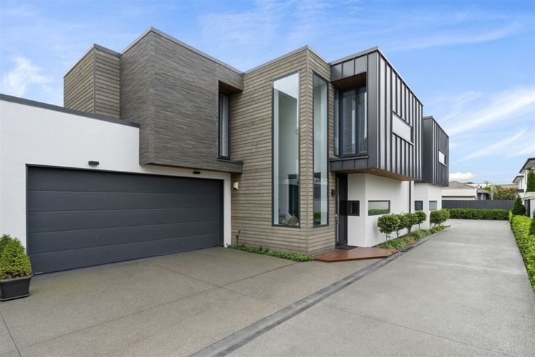 Photo of property in 2/40 Rhodes Street, Merivale, Christchurch, 8014